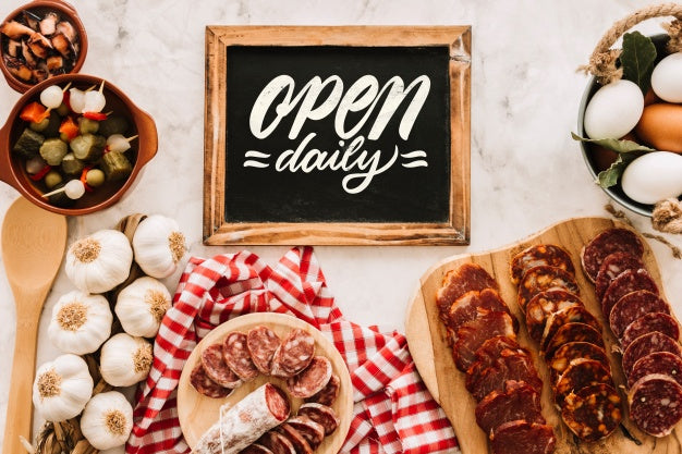 Free Slate Mockup With Traditional Spanish Food Psd