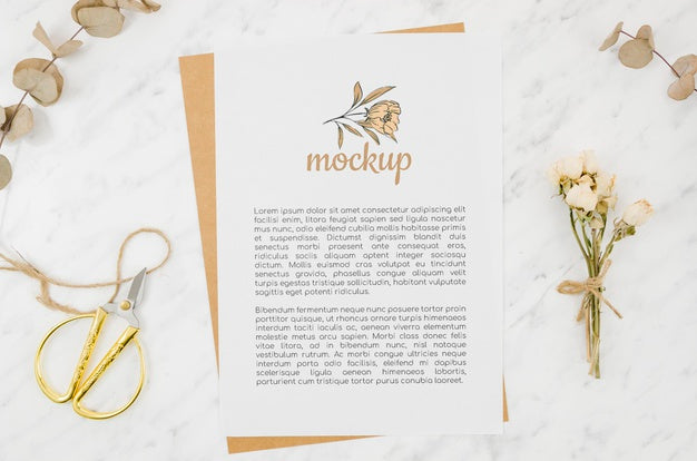 Free Small Bouquet Of Flowers Botanical Mock-Up Psd