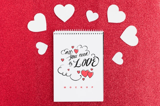 Free Spiral Notebook Mockup With Valentine Concept Psd