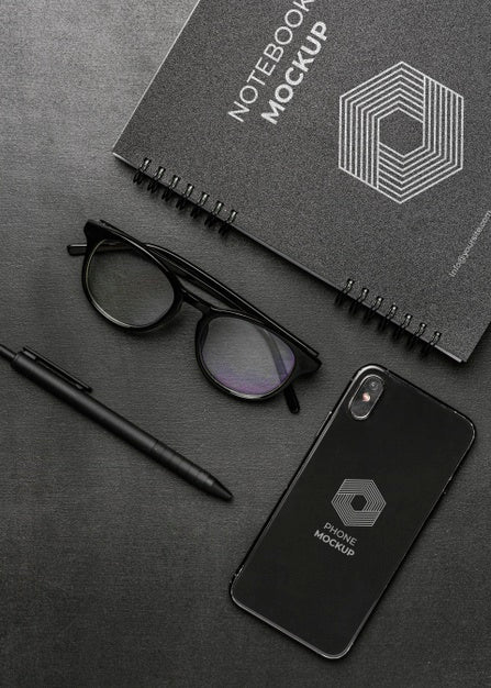 Free Stationery Mock-Up On Dark Concrete Psd