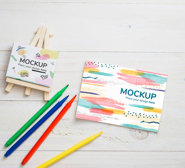 Free Top View Artist Concept Arrangement With Card And Canvas Mock-Up Psd