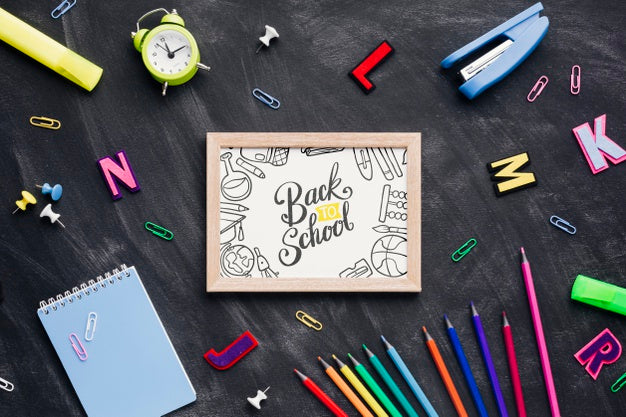 Free Top View Back To School Concept With Chalkboard Psd