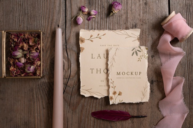 Free Top View Of Paper Mock-Up Rustic Wedding Invitation With Leaves And Flowers Psd