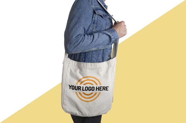 Free Tote Bag Mockup Psd