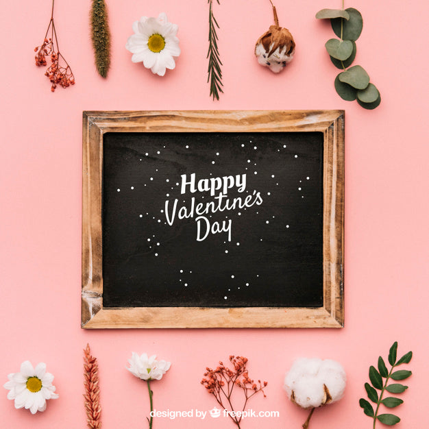 Free Valentine Frame Mockup Psd