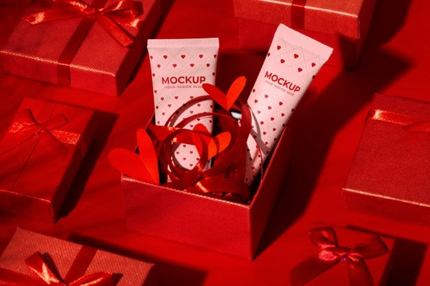 Free Valentines Day Still Life With Makeup Mockup Psd