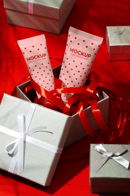 Free Valentines Day Still Life With Makeup Mockup Psd