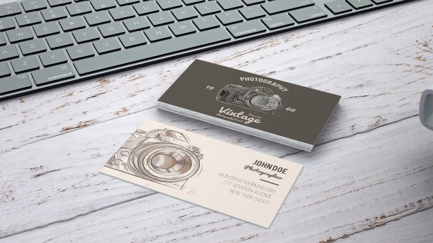 Free Vintage Business Card Mockup Psd