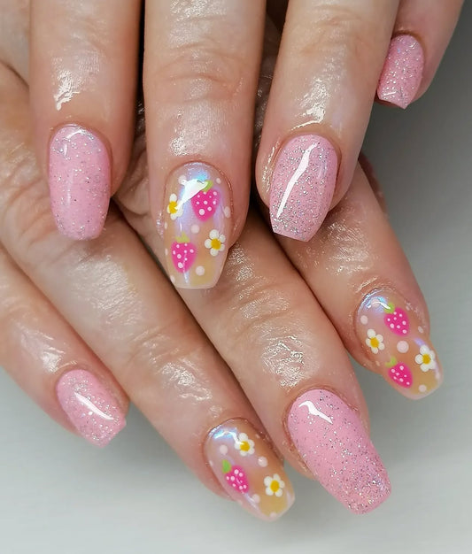 16 Pretty & Easy Cute Nail Ideas to Screenshot