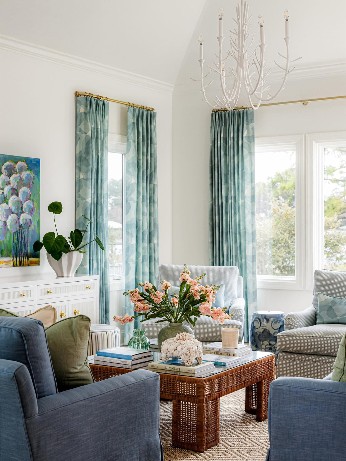 15 Timeless Elegant Living Room Ideas