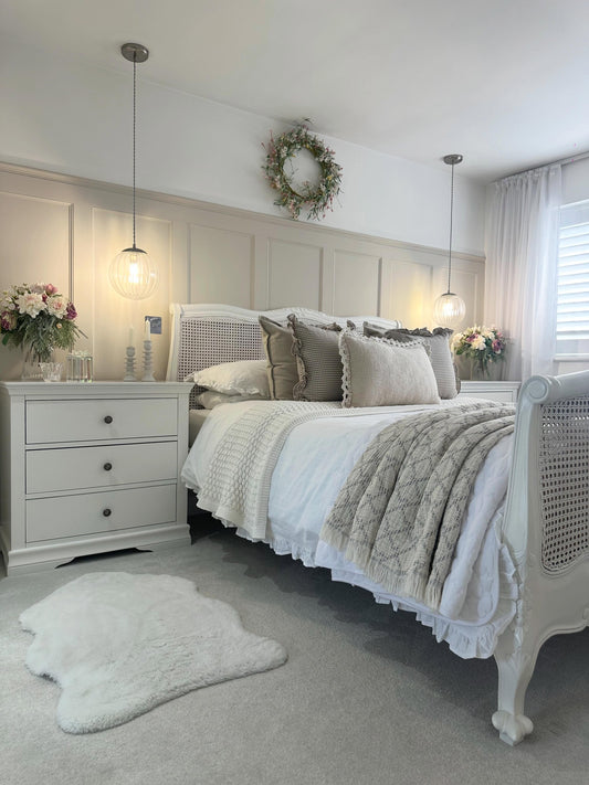 13 Dreamy Bedroom Rug Ideas