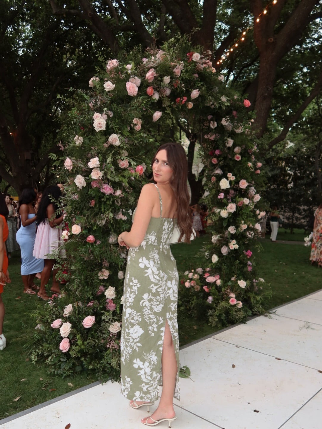 15 Graceful Wedding Guest Outfits for Women