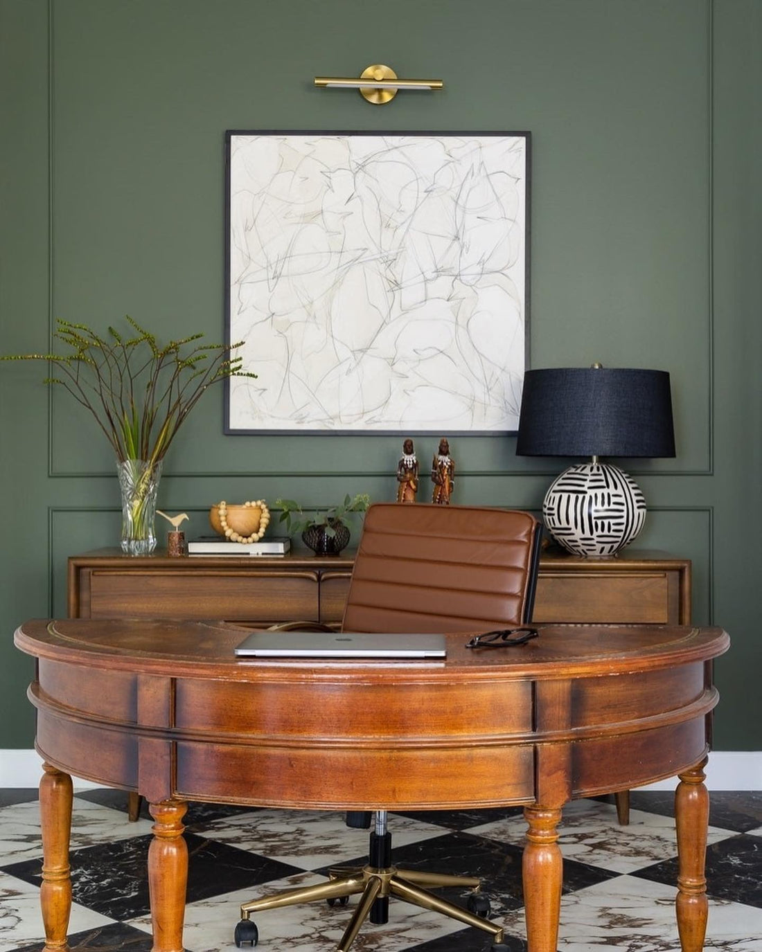 13 Fresh Green Wall Office Ideas for Modern Homes 2026 – CreativeBooster