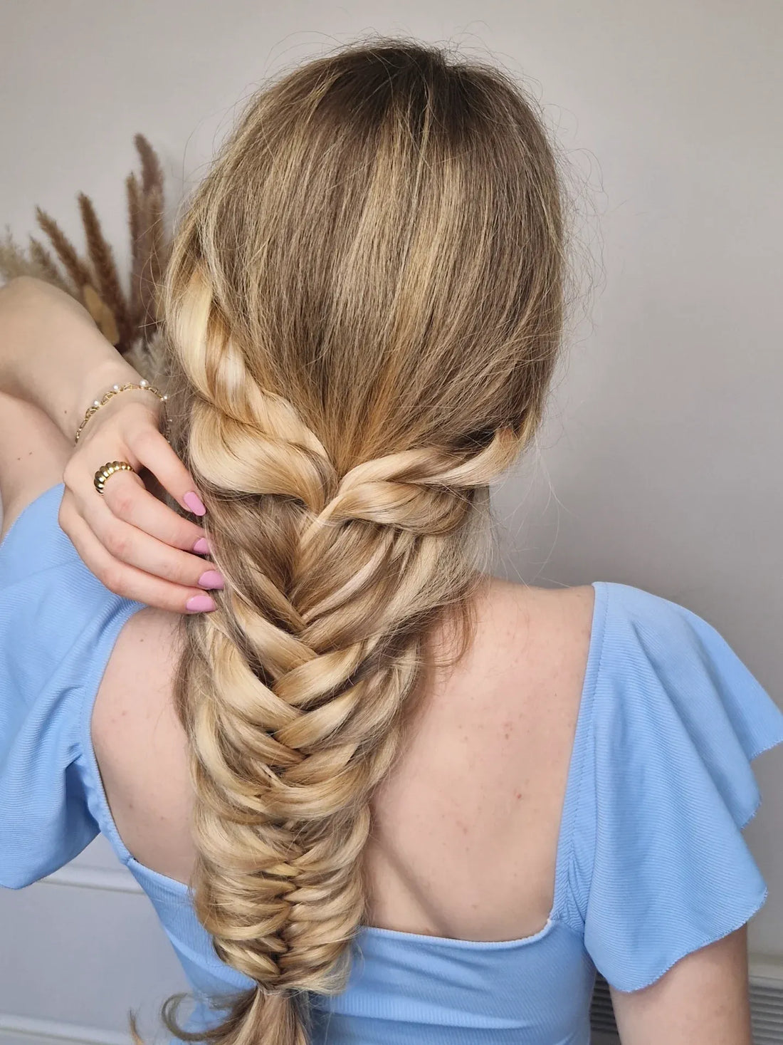 15 Beautiful Fishtail Braid Hairstyles Picks