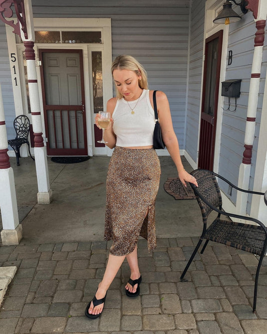 13 Chic Midi Skirt Outfits