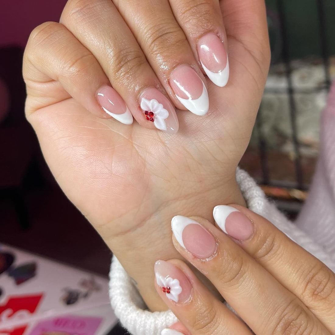 15 Short Almond Nail Ideas You’ll Want to Copy ASAP