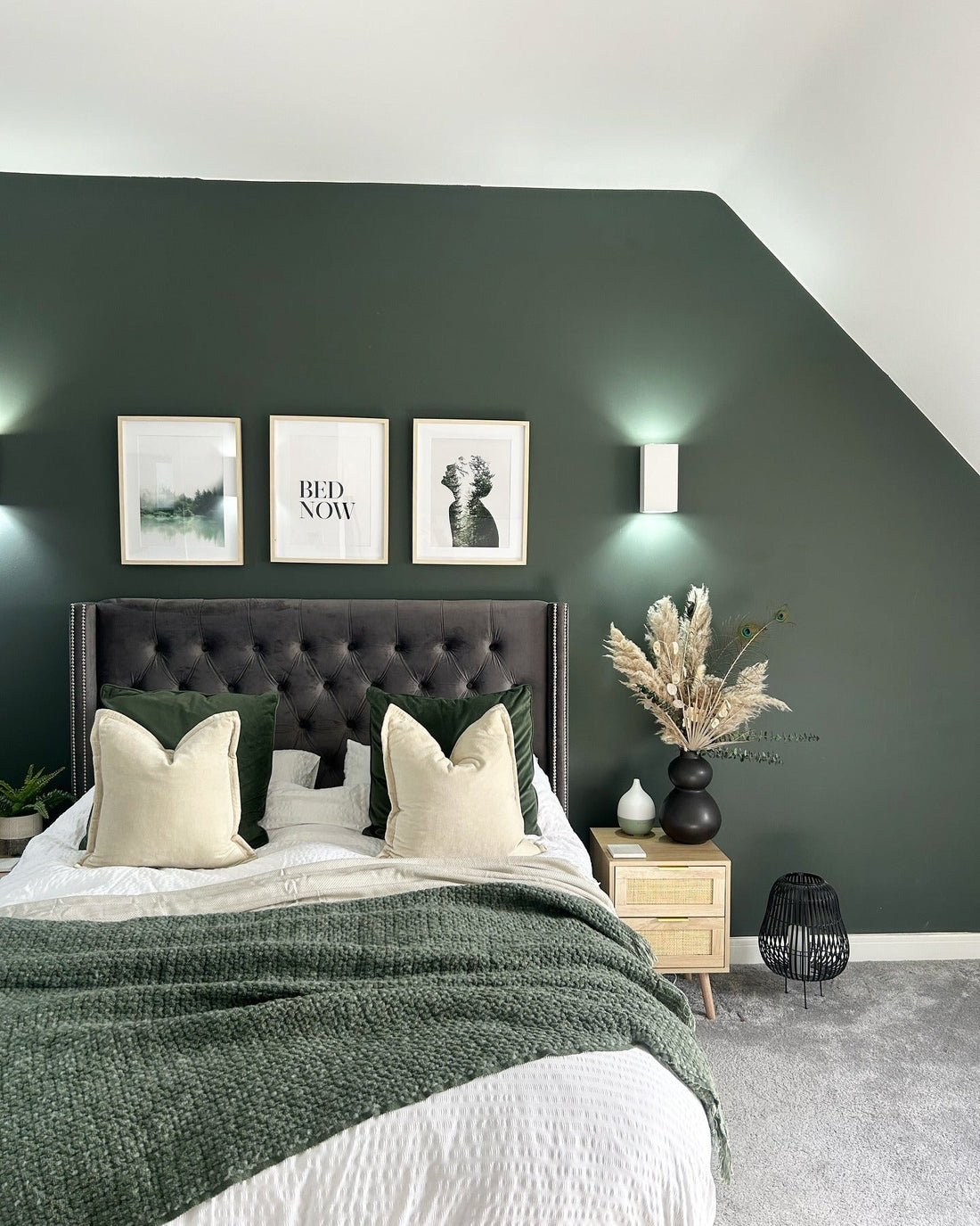 15 Perfect Green Wall Bedroom Ideas