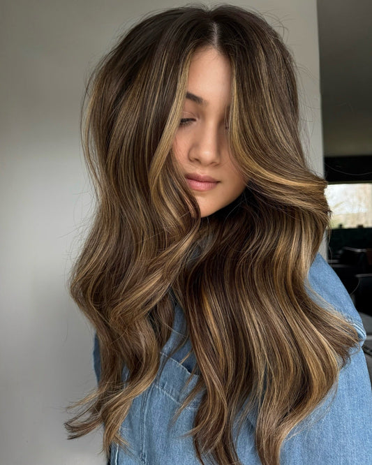15 Best Caramel Balayage with Highlights for Natural-Looking Glow