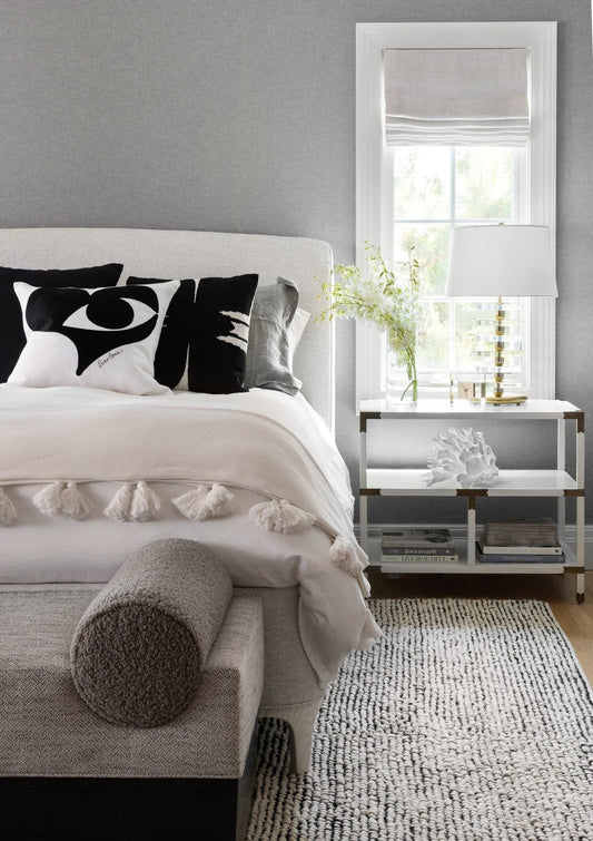 14 Clean and Minimal Gray Wall Bedroom Looks to Try