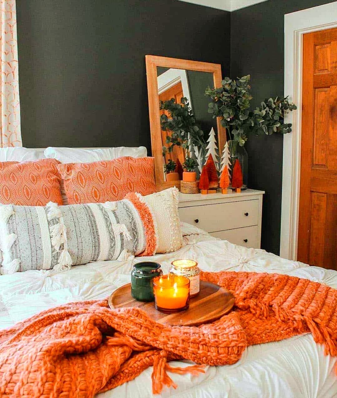 13 Fall Bedroom Ideas with Serious Cozy Vibes