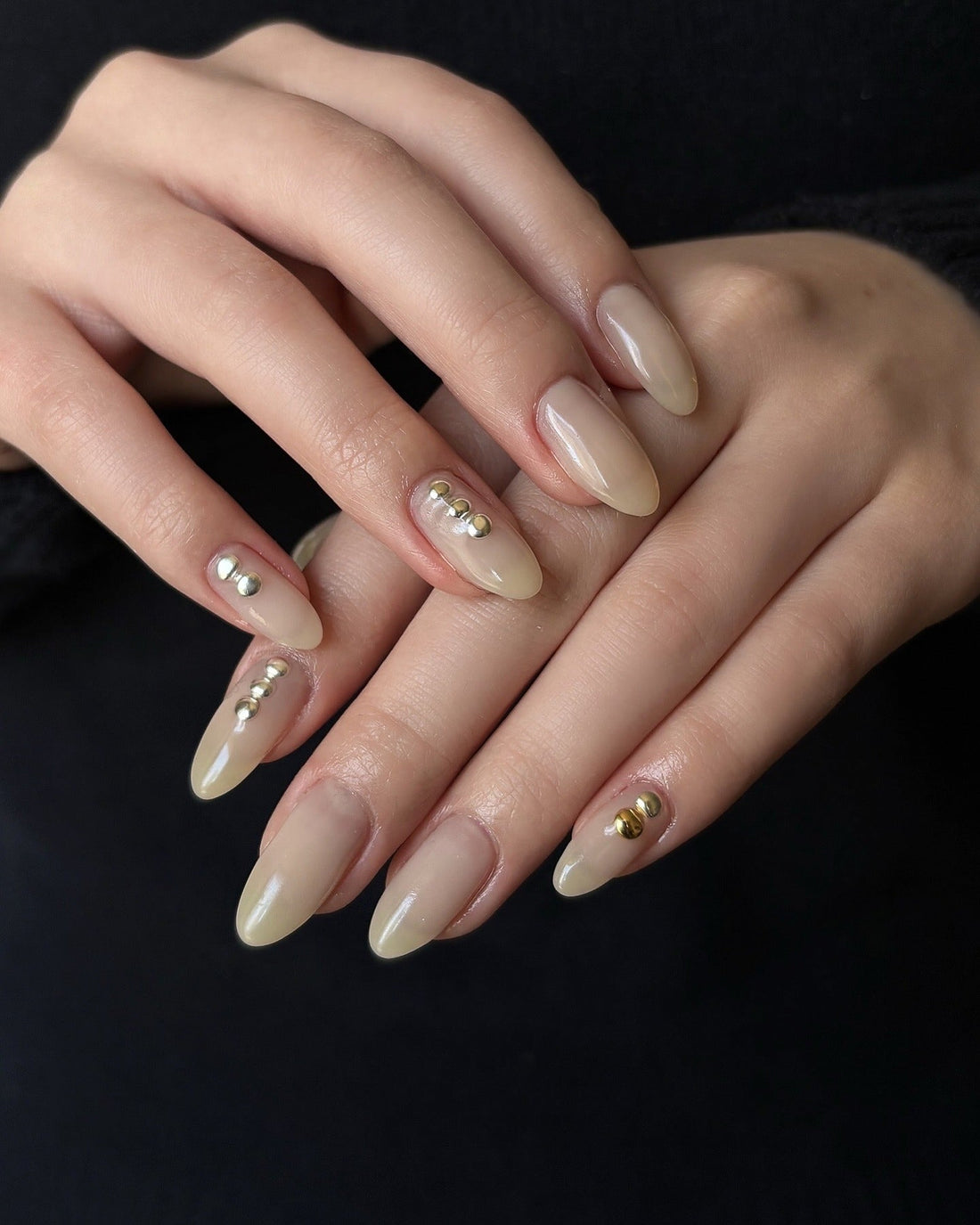 15 Clear Nail Ideas That Feel Classy and Clean