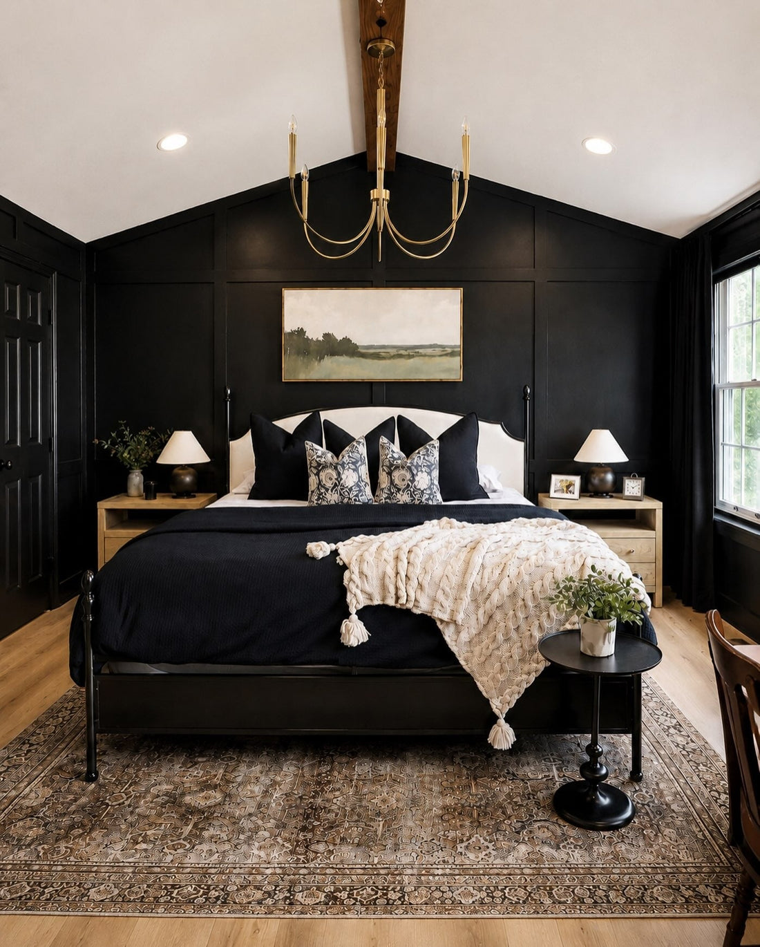 16 Elegant Dark Romantic Bedroom Ideas