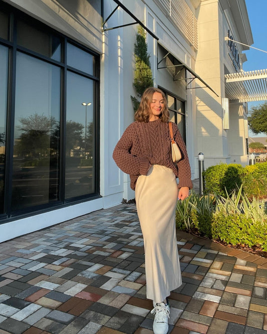13 Classy Outfits with Long Skirts