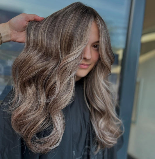 13 Can't-Miss Dark Blonde Hair Color with Highlights for 2025