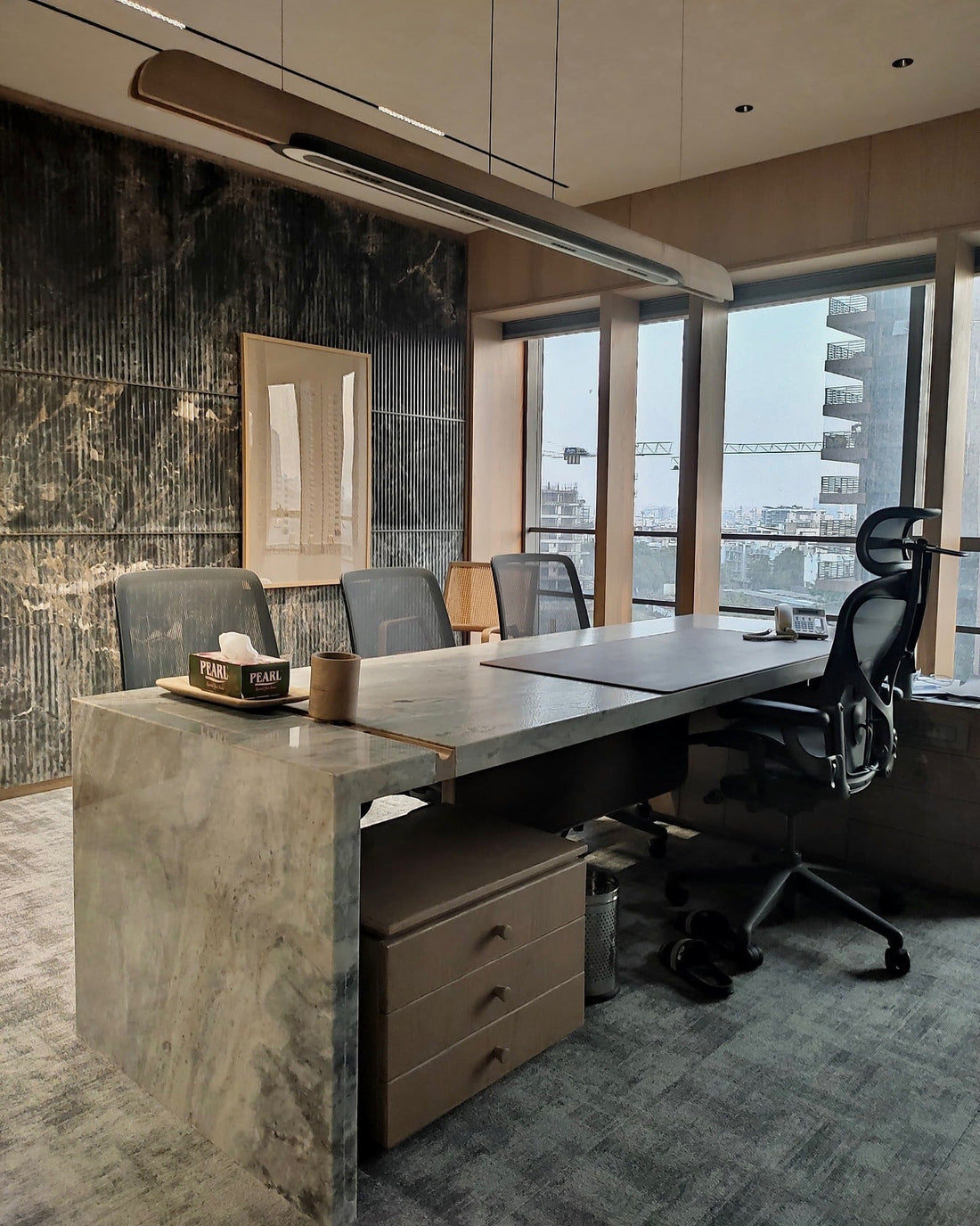 14 Corporate Office Ideas for Sleek Interiors