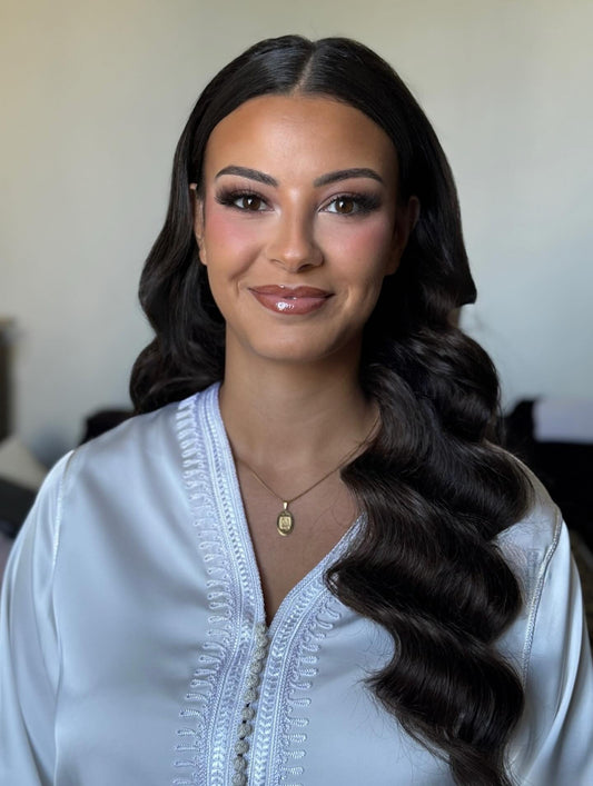 16 Elegant Wavy Hairstyles Perfect for Any Event