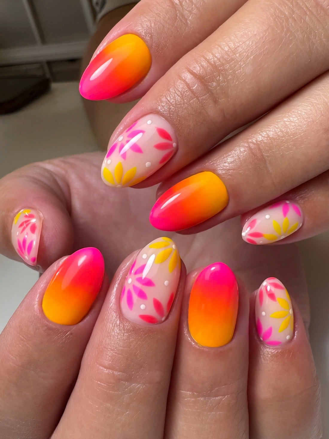 15 Coral Color Nail Ideas for Happy Nails