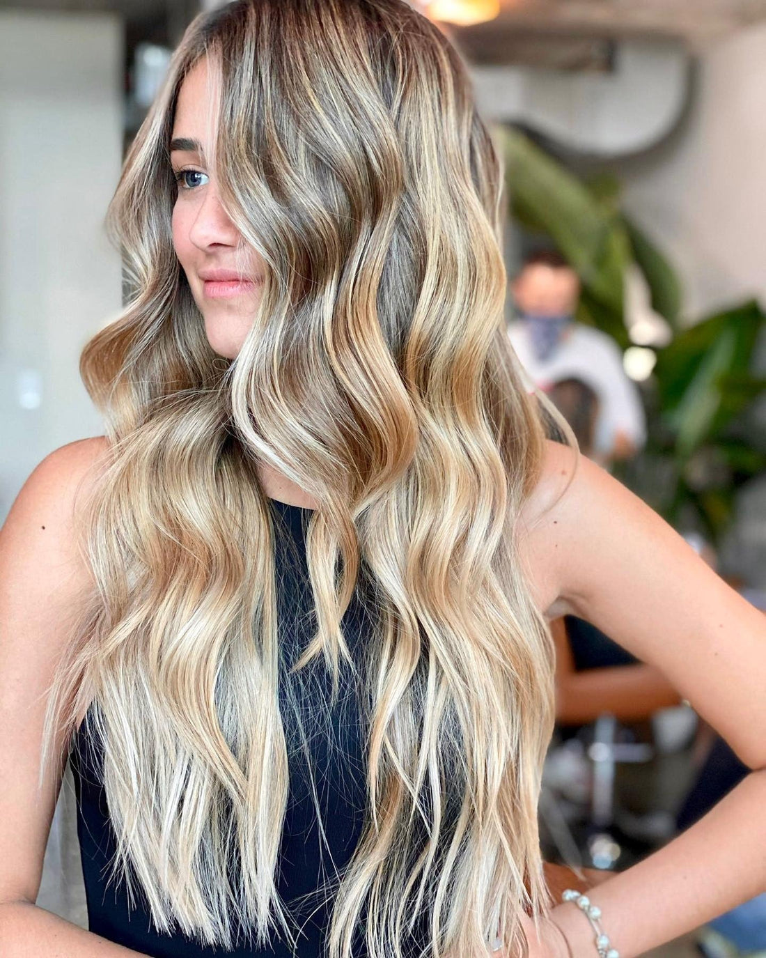 18 Sandy Hair Color Inspirations for Everyday Glam