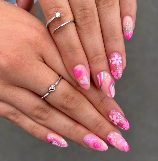 15 Cute Pink Nail Ideas That Screenshot Themselves