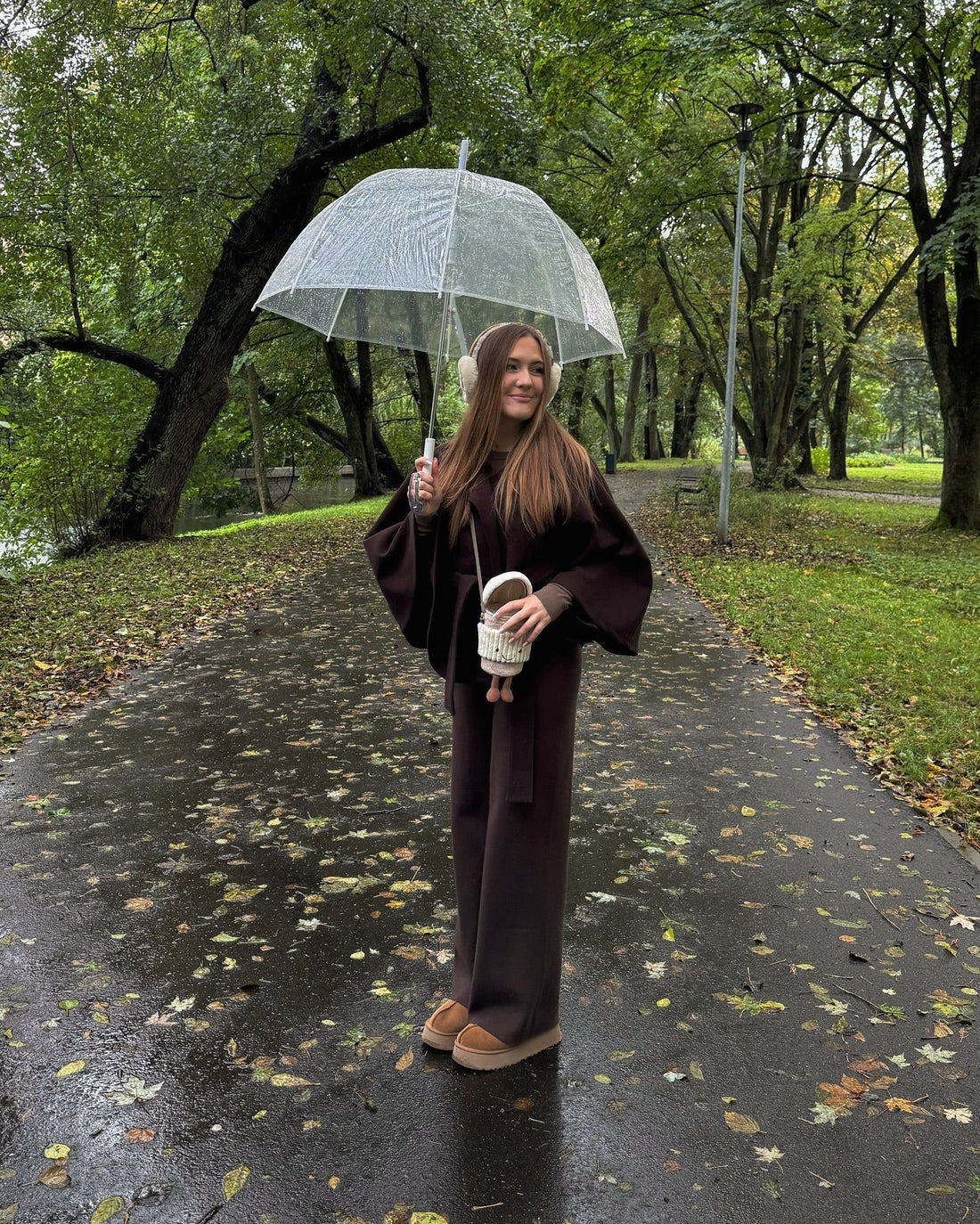 15 Cozy Rainy Day Outfits Women