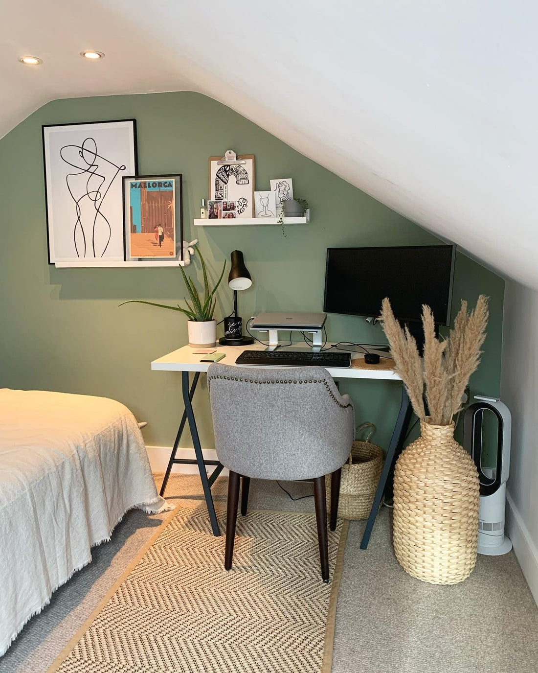15 Bedroom Home Office Ideas You’ll See Everywhere in 2026 ...
