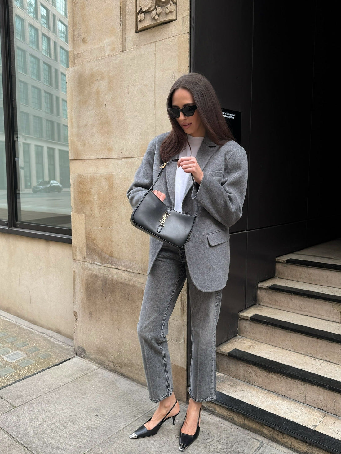 13 Effortless-Chic Semi Formal Outfits for Women You'll Repeat CreativeBooster 13 Effortless-Chic Semi Formal Outfits for Women You'll Repeat CreativeBooster