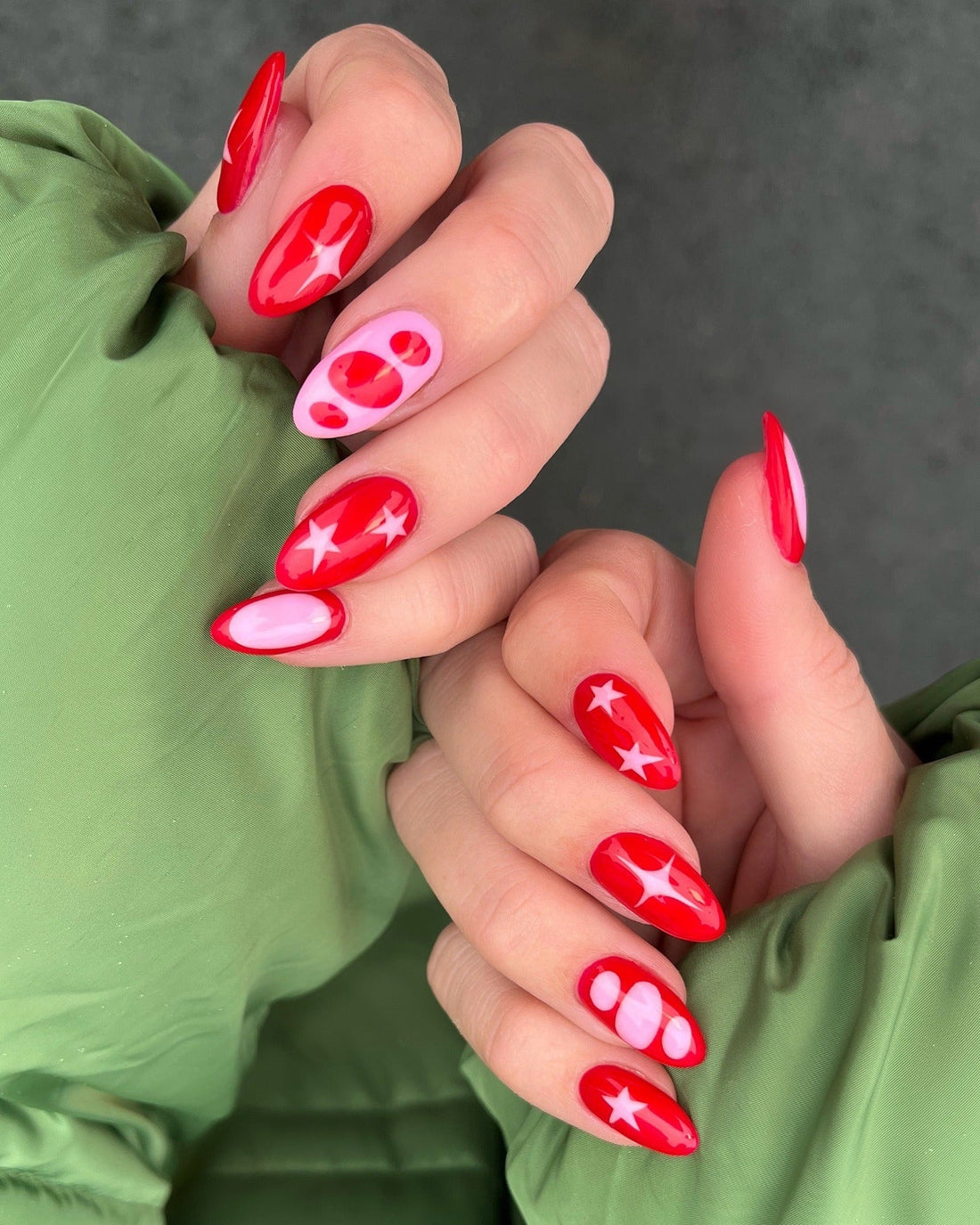 15 Gorgeous Red and Pink Nail Ideas