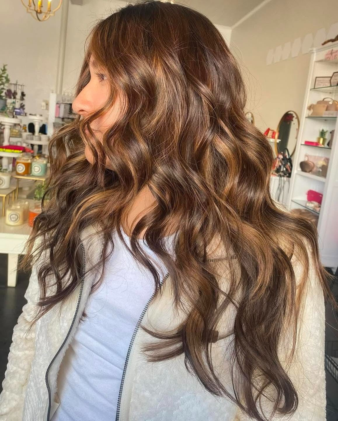 13 Stunning Warm Chestnut Hair Color Trends – CreativeBooster