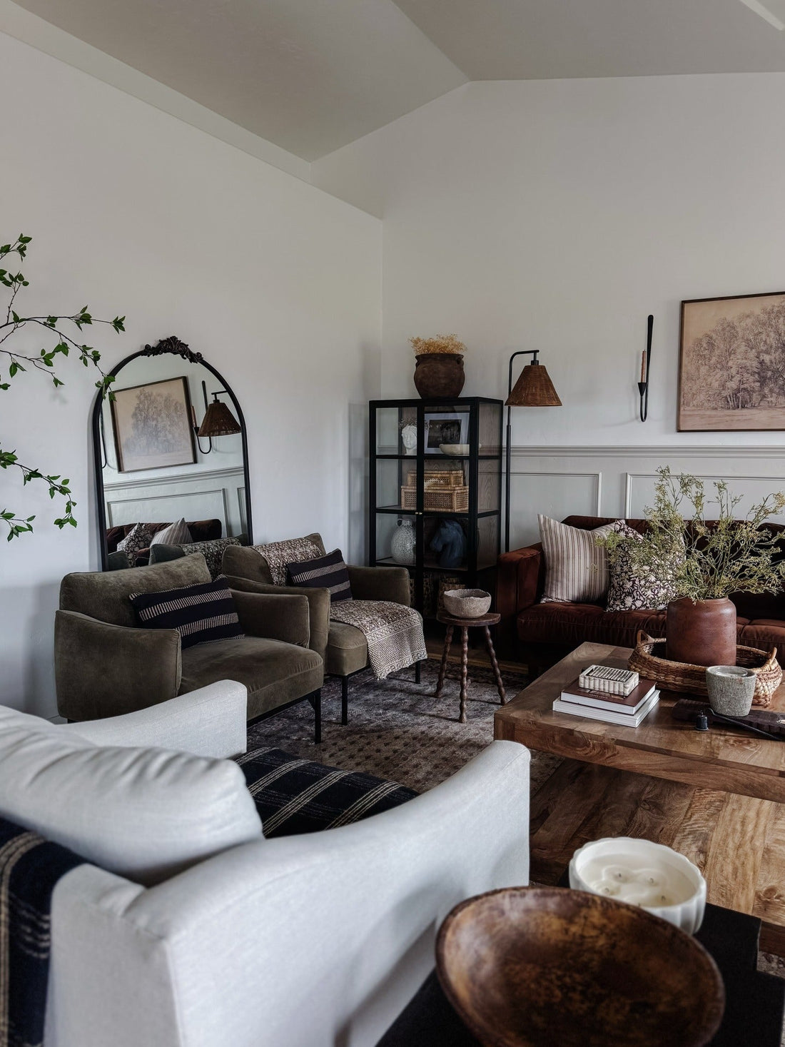 15 Minimal Flat Living Room Ideas with Maximum Impact 2026
