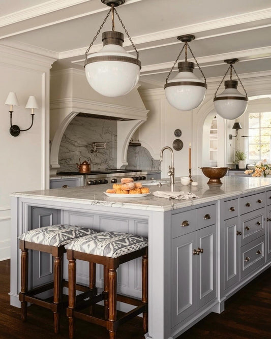 15 Luxe Old Money Kitchen Ideas