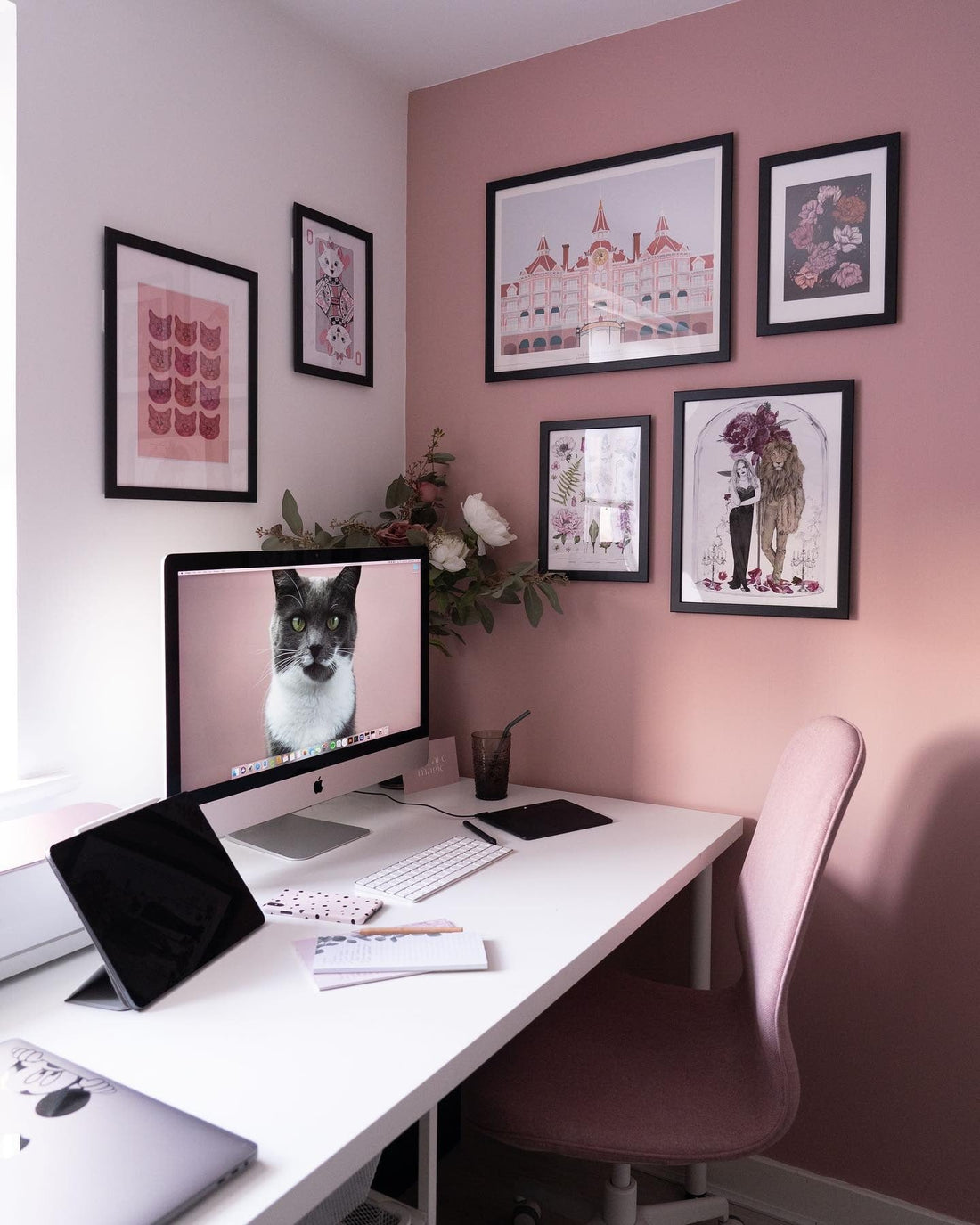 18 Pink Office Ideas That Nail the Aesthetic
