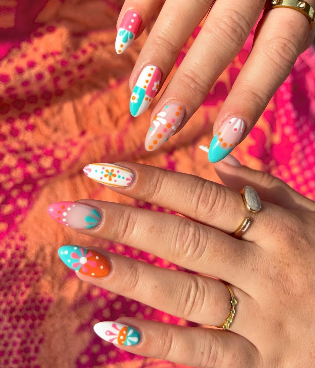 Bright Nails That Shine with Mexican Vibe