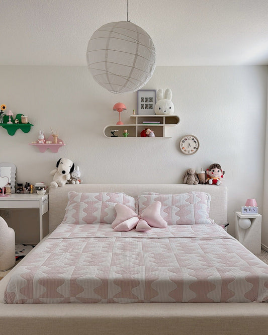 13 Effortless Pink and Gray Bedroom Ideas for a Calm Vibe