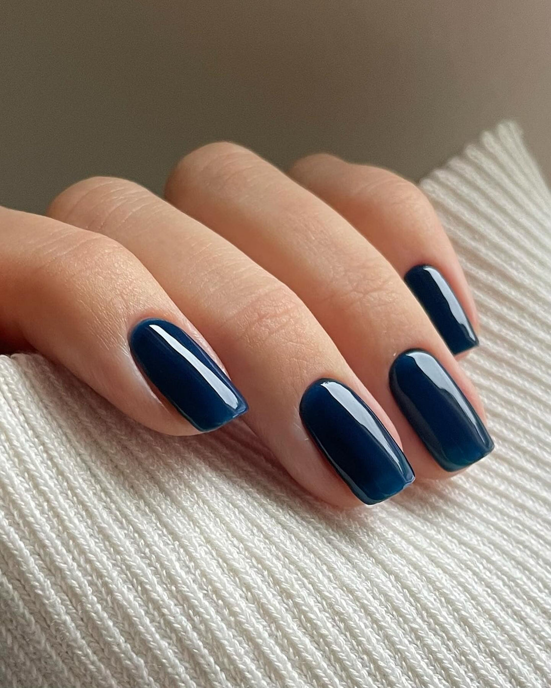 17 Simple Blue Nail Ideas You'll Want Now