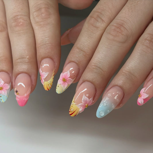 15 Elegant Flower Nail Ideas