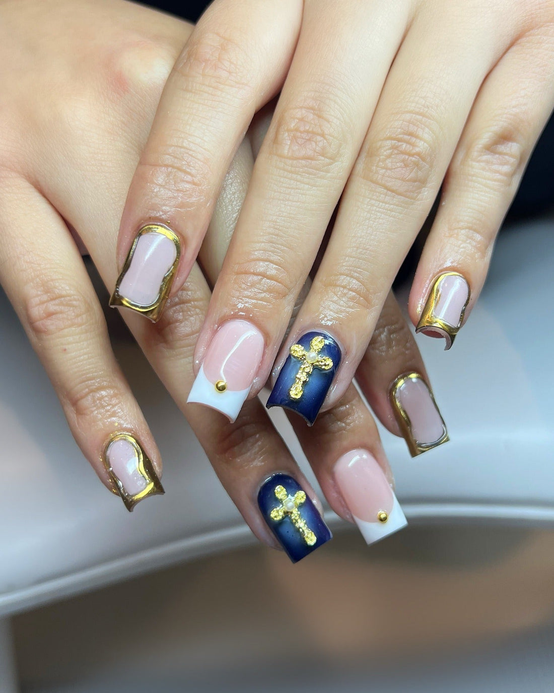 16 Christian Nail Ideas with Crosses