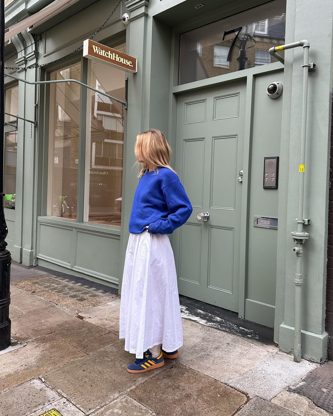 15 Effortless Outfits to Wear with Maxi Skirts 2026
