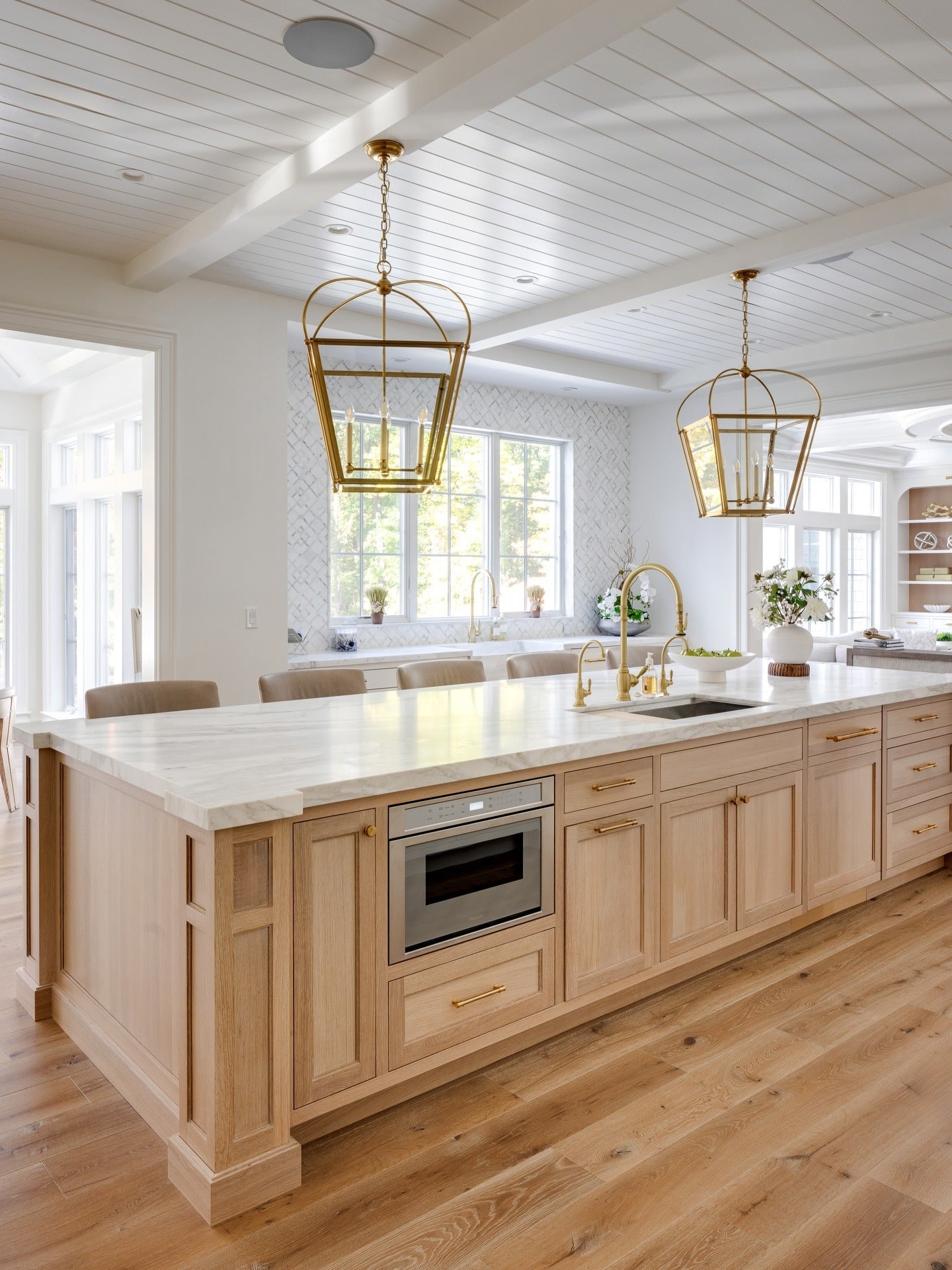 Open Plan Kitchen Examples 15 Open Plan Kitchen Ideas for Easy Entertaining – CreativeBooster