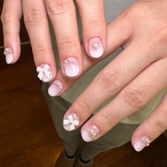 13 Popular Small Nail Ideas Everyone Is Pinning 2026
