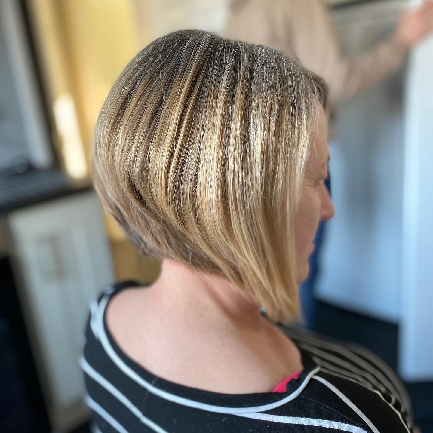 13 Inverted Bob Hairstyles for Sharp Style – CreativeBooster